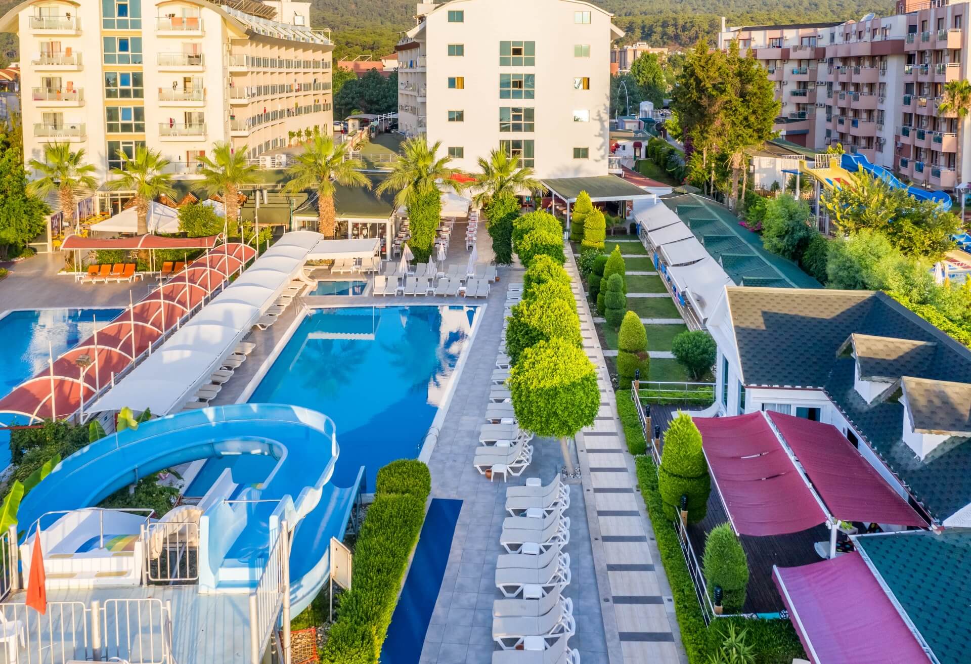 Armas Beach Hotel logo